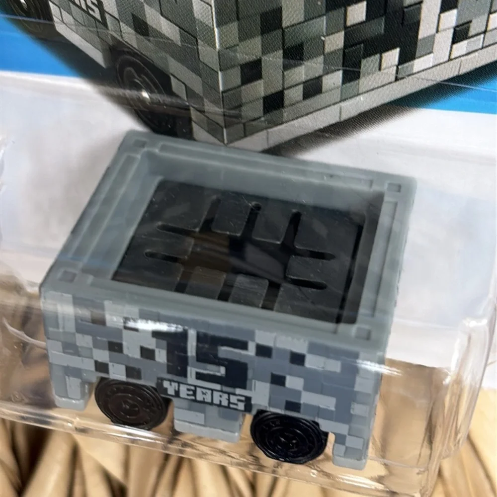 Hot Wheels Minecraft Minecart Hotwheels 15 Year Anniversary Video Game Car New